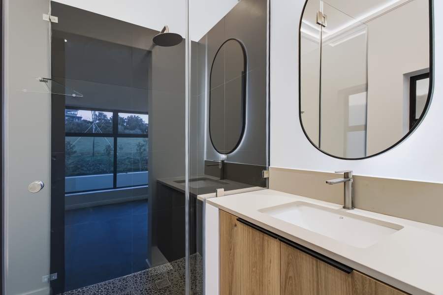 4 Bedroom Property for Sale in Baron View Western Cape